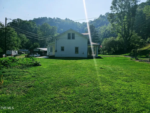$106,000 | 124 Garmon Sutherland Street, Haysi, VA 24256