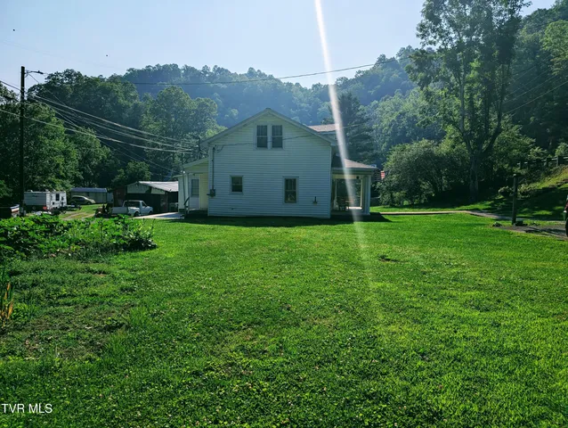 $112,000 | 124 Garmon Sutherland Street, Haysi, VA 24256