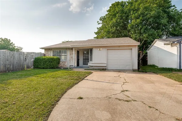 $214,900 | 450 Weaver Street, Cedar Hill, TX 75104