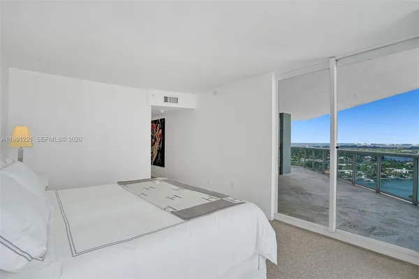 $5,800 | 6301 Collins Avenue, Unit 2308, Miami Beach, FL 33141