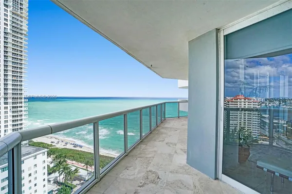 $5,800 | 6301 Collins Avenue, Unit 2308, Miami Beach, FL 33141