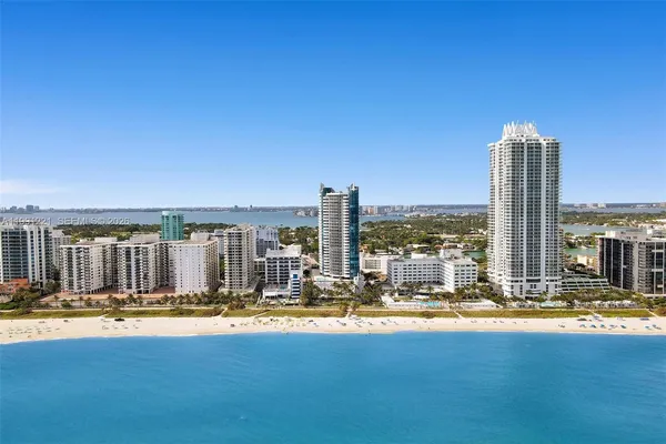 $5,800 | 6301 Collins Avenue, Unit 2308, Miami Beach, FL 33141