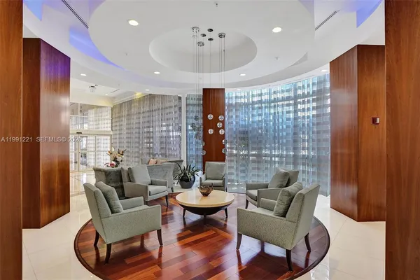 $5,800 | 6301 Collins Avenue, Unit 2308, Miami Beach, FL 33141