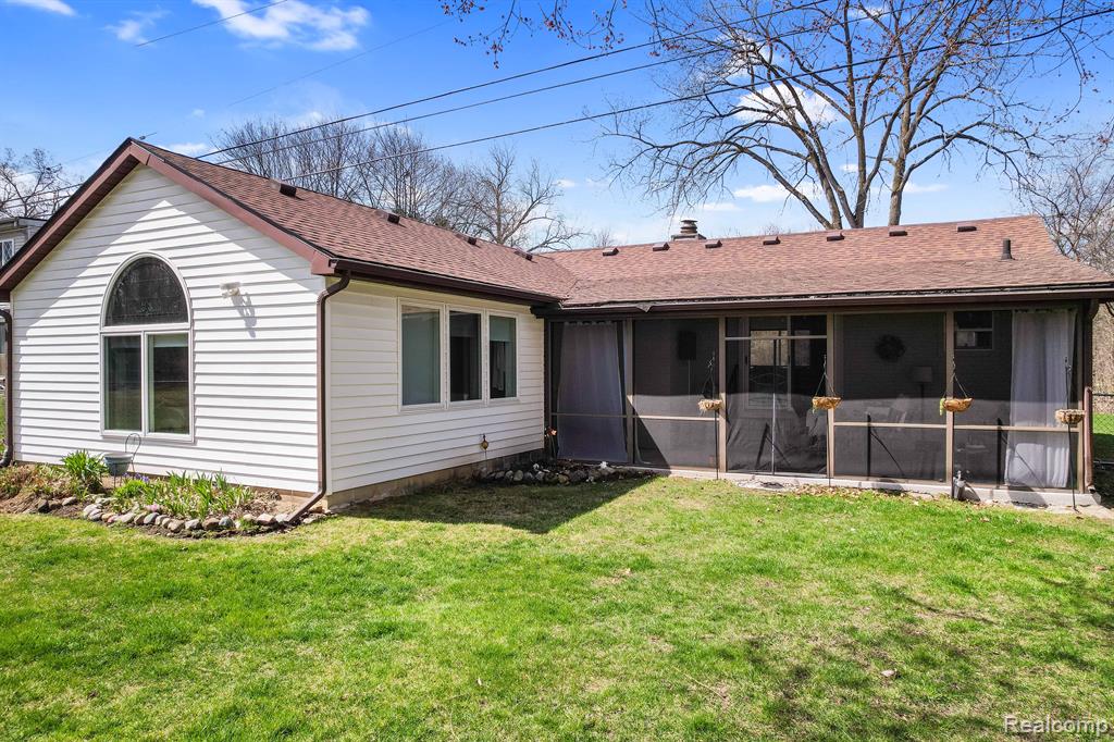 3211 Coolidge Highway Rochester Hills, MI 48309 - Photo 5 of 45