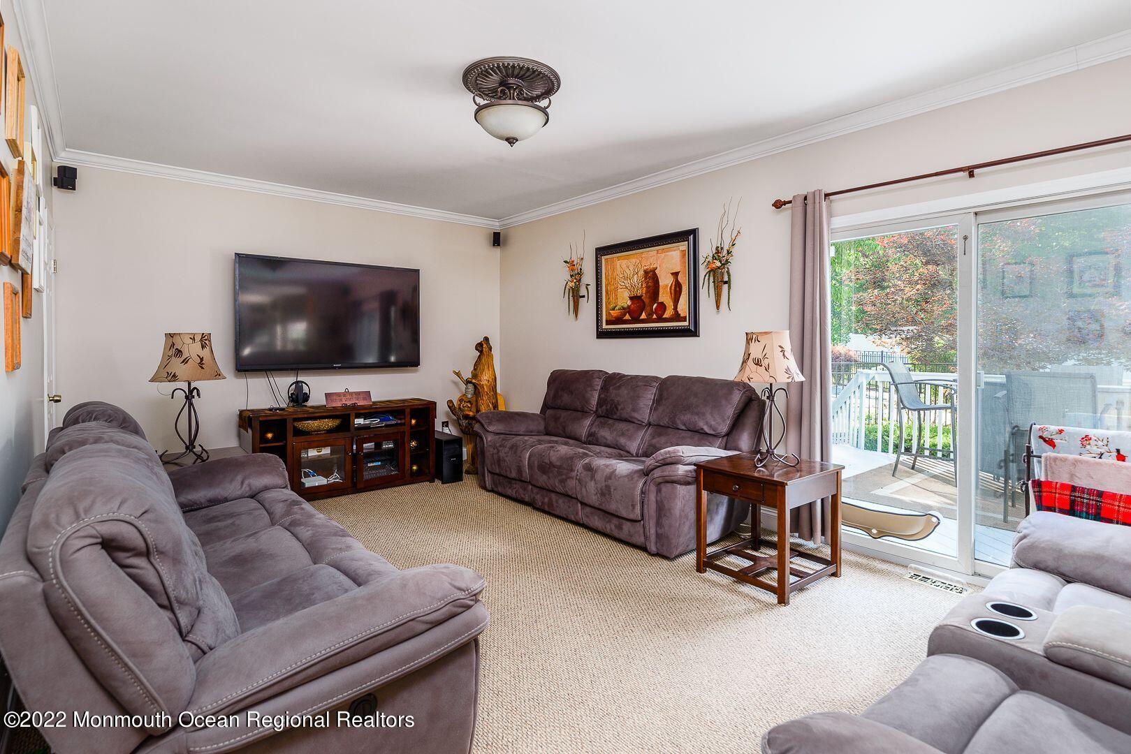 340 East Bird Village Road Jackson, NJ 08527 - Photo 15 of 41 6ObKf9OY