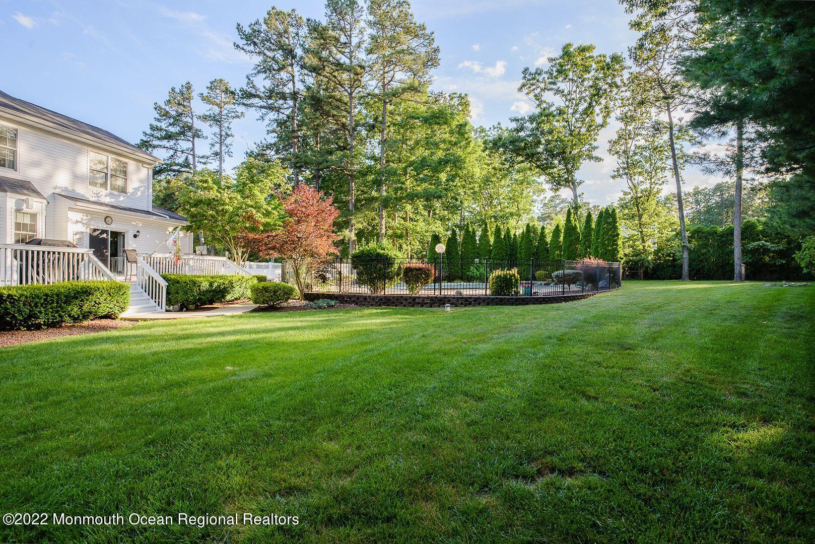 340 East Bird Village Road Jackson, NJ 08527 - Photo 33 of 41 ZRSDhiLQ