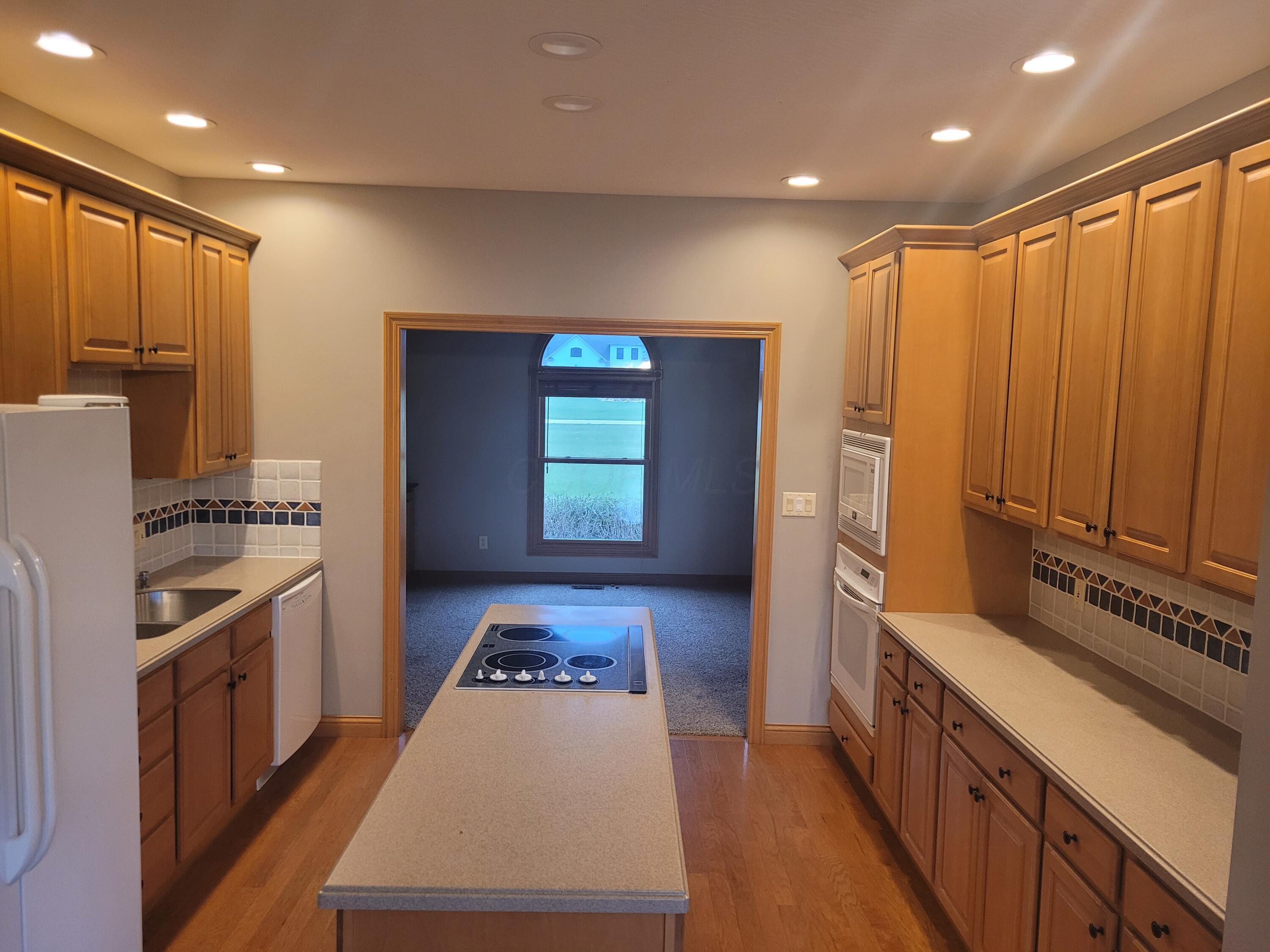 4475 Clark-Shaw Road Powell, OH 43065 - Photo 7 of 38 R1 (7)