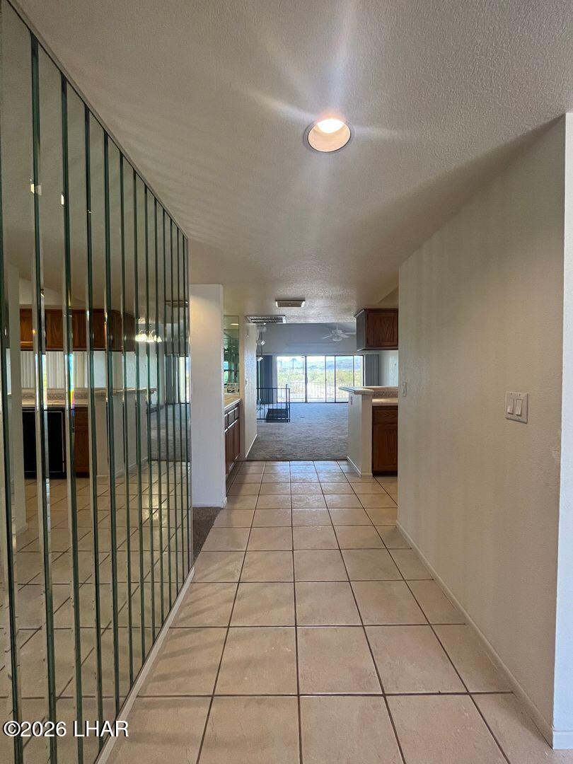 375 London Bridge Road, Unit 4 Lake Havasu City, AZ 86403 - Photo 8 of 25