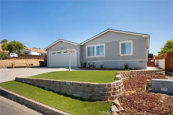 $585,000 | 4142 Welsh Way, Paso Robles, CA 93446