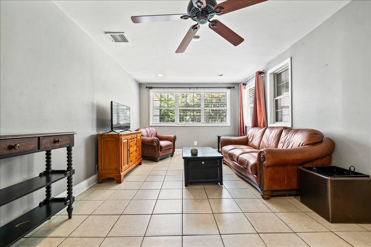 252 Barry Road Memphis, TN 38117 - Photo 20 of 39