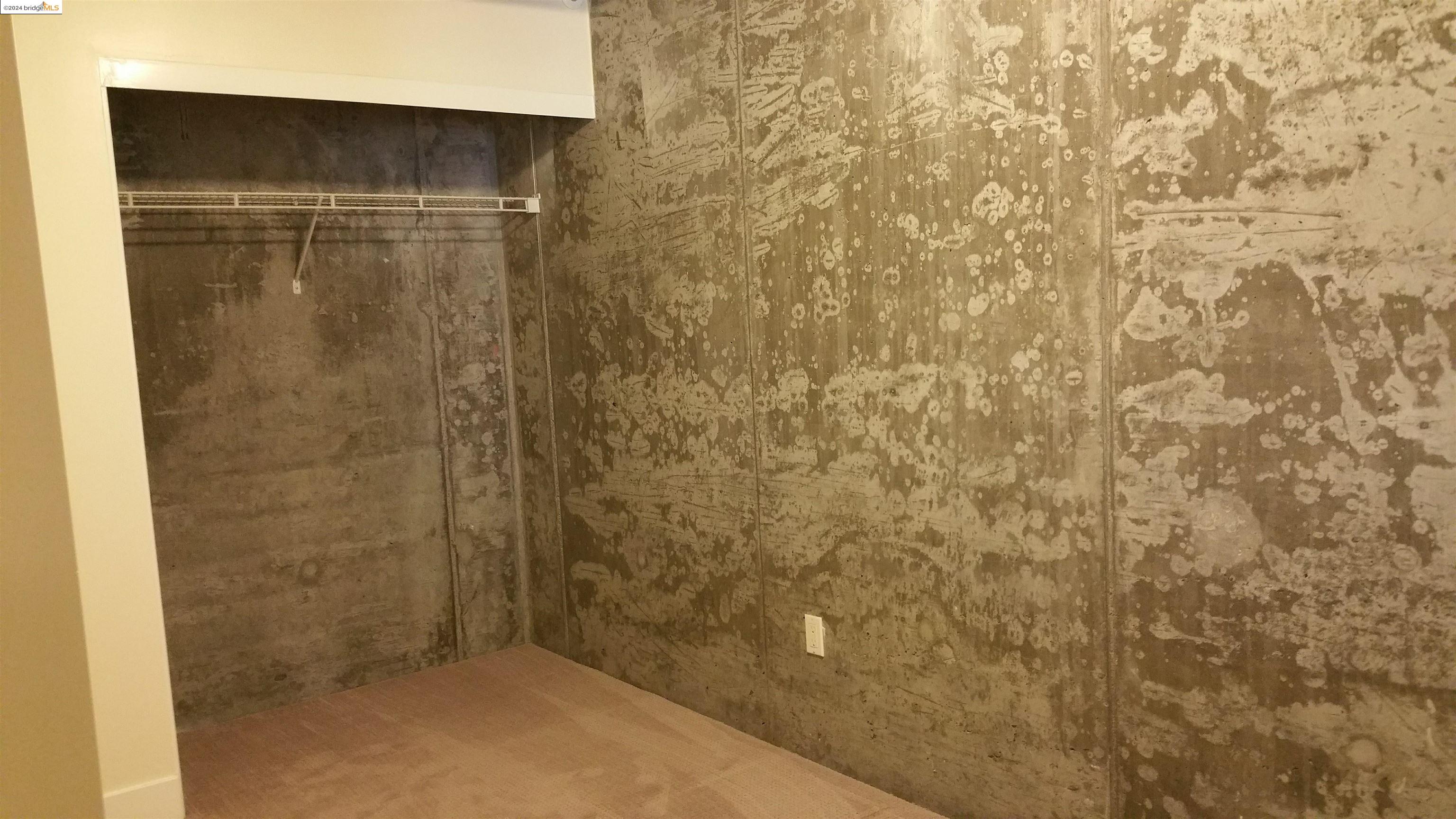 311 Oak Street, Unit 540 Oakland, CA 94607 - Photo 14 of 21 a bathroom with a shower