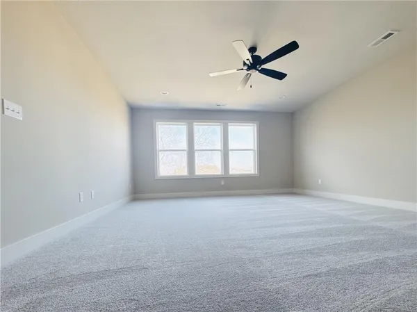 $719,900 | 18000 North Peach Blossom Drive, Platte City, MO 64079