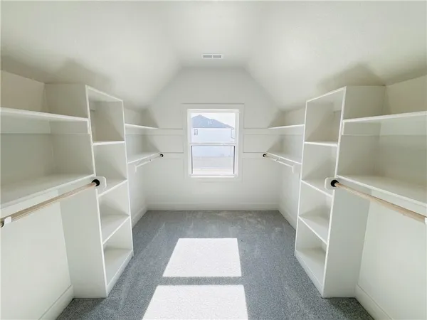 $719,900 | 18000 North Peach Blossom Drive, Platte City, MO 64079