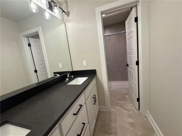 $734,900 | 18000 North Peach Blossom Drive, Platte City, MO 64079