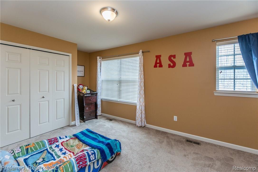 27436 Victoria Road Novi, MI 48374 - Photo 18 of 28 DSC_5803.jpg