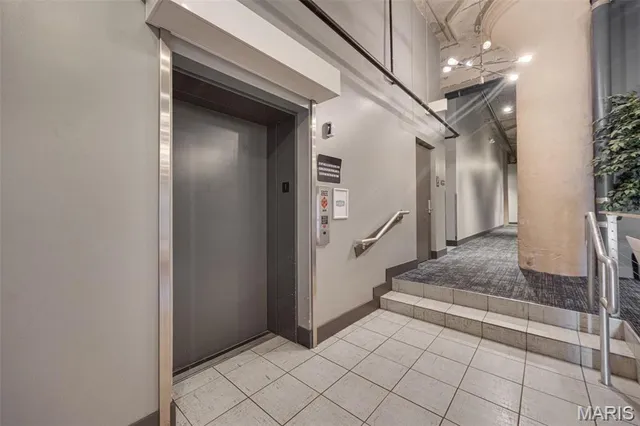 $329,900 | 4100 Forest Park Avenue, Unit 306, St. Louis, MO 63108