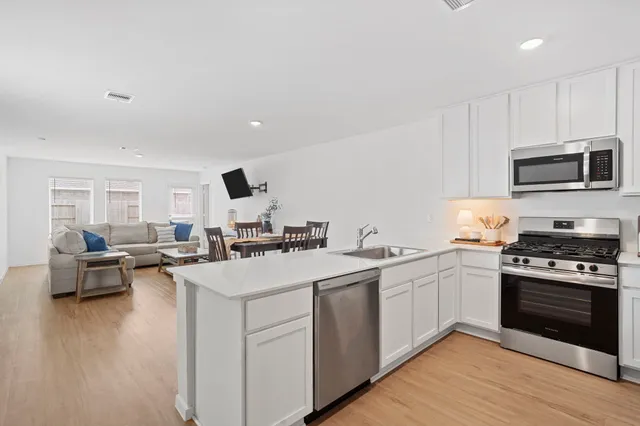 $230,000 | 1106 Rustic Willow Drive, Beasley, TX 77417