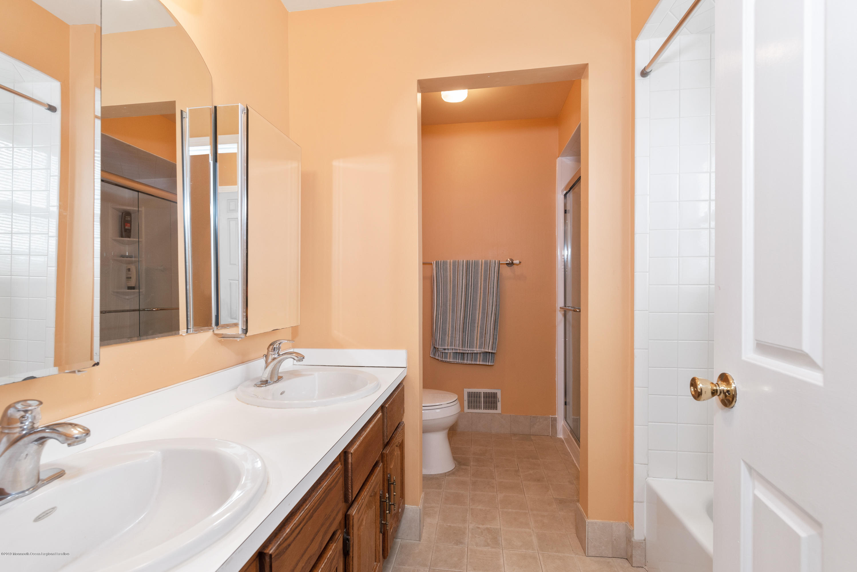 37 Chatham Ridge Drive Freehold, NJ 07728 - Photo 24 of 36 DSC_0976