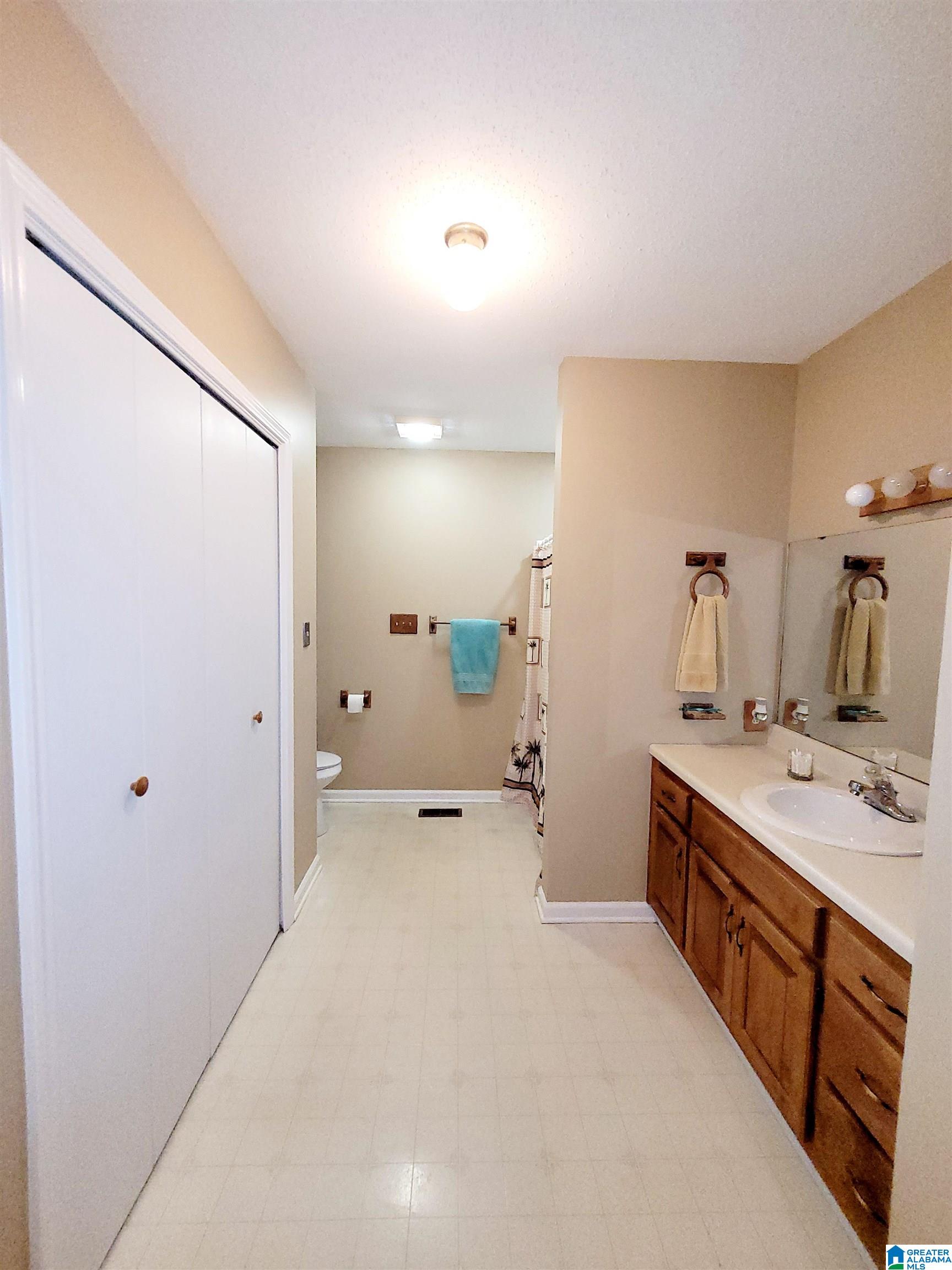 216 Alexander Street Talladega, AL 35160 - Photo 27 of 33