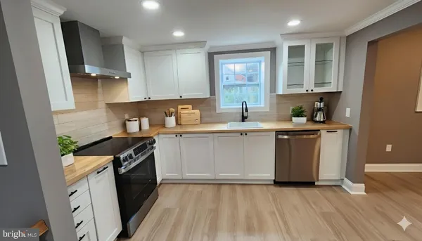 $519,900 | 1407 Sunken Road, Fredericksburg, VA 22401