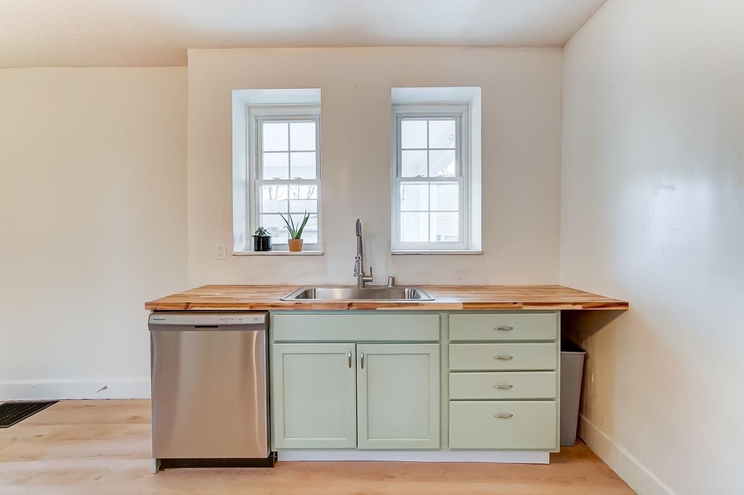 2591 Banning Road Cincinnati, OH 45239 - Photo 15 of 50 Gallery Image 15