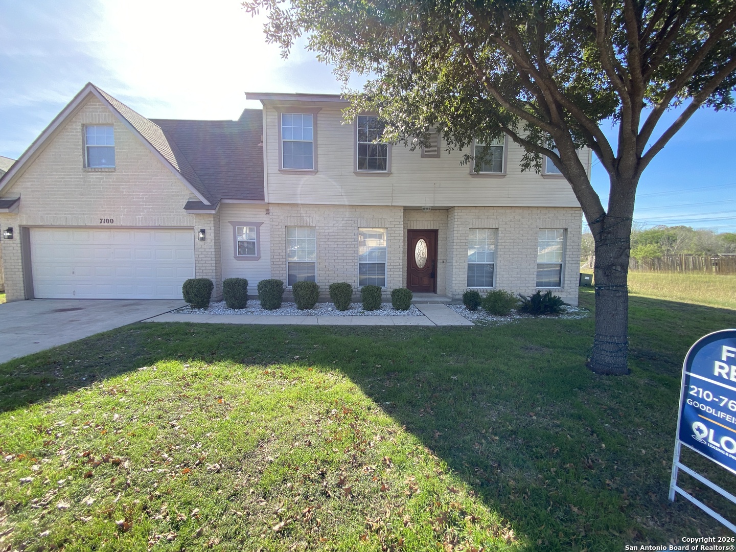 7100 Misty Ridge Drive Converse, TX 78109 - Photo 1 of 26