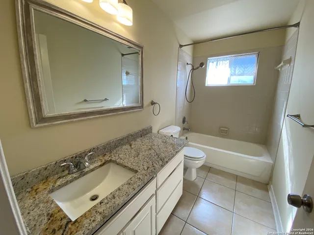 $2,200 | 7100 Misty Ridge Drive, Converse, TX 78109