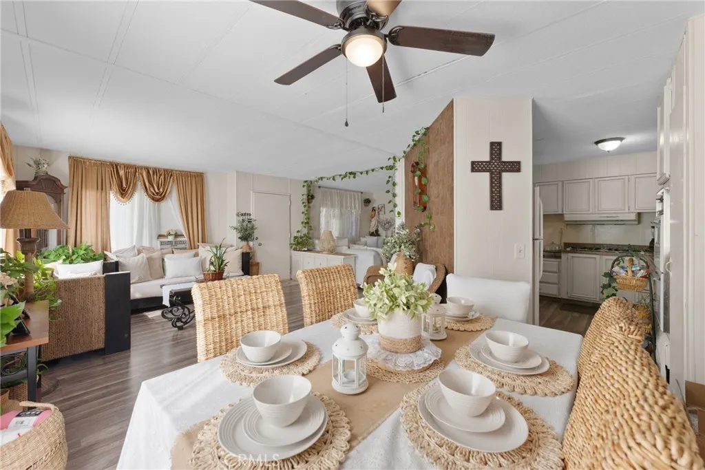 3883 Buchanan Street Riverside, CA 92503 - Photo 10 of 47