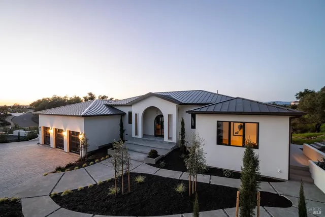 $2,995,000 | 3921 Flintridge Drive, Santa Rosa, CA 95403