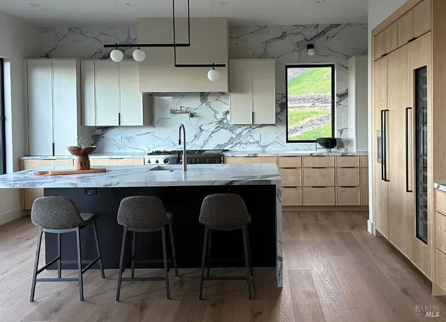 $2,995,000 | 3921 Flintridge Drive, Santa Rosa, CA 95403