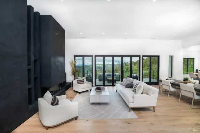 $2,995,000 | 3921 Flintridge Drive, Santa Rosa, CA 95403