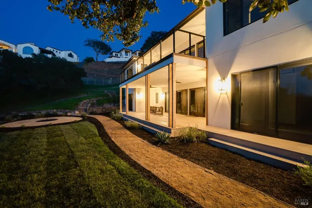 $2,995,000 | 3921 Flintridge Drive, Santa Rosa, CA 95403