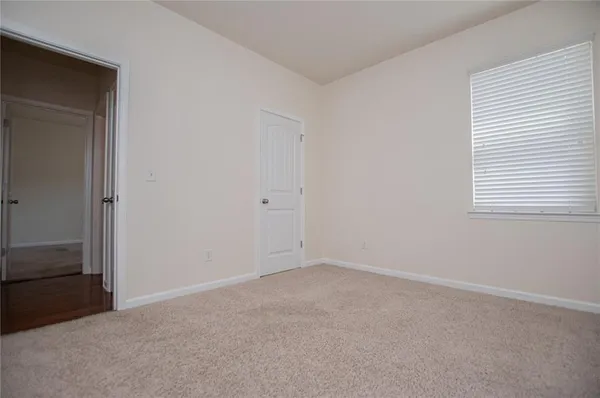 $239,900 | 240 River Meadow Drive, LaGrange, GA 30241