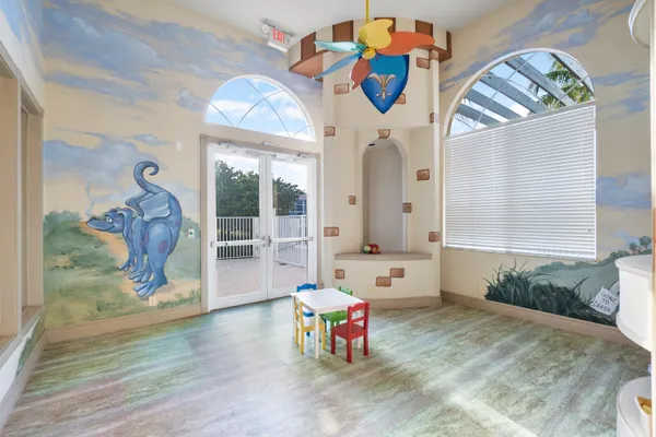 $990,000 | 9915 Vía Bernini, Lake Worth, FL 33467