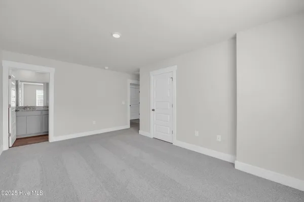 $2,100 | 123 South Grassland Road, Surf City, NC 28445