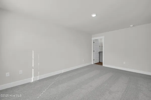 $2,100 | 123 South Grassland Road, Surf City, NC 28445