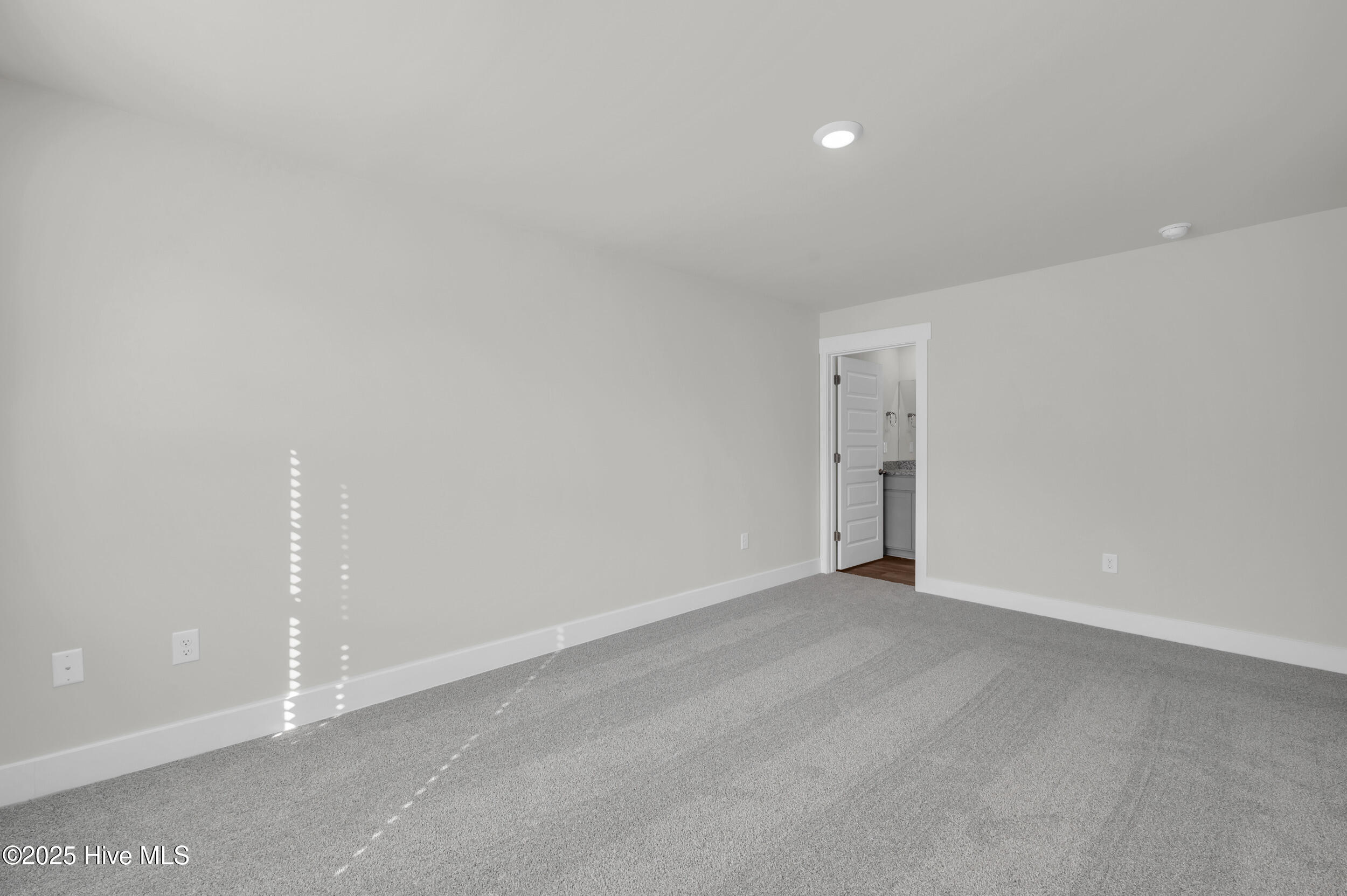 123 South Grassland Road Surf City, NC 28445 - Photo 17 of 45 17_123 s grassland rd-00017