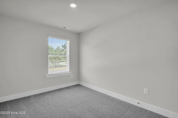 $2,100 | 123 South Grassland Road, Surf City, NC 28445