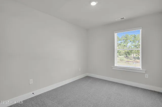 $2,100 | 123 South Grassland Road, Surf City, NC 28445