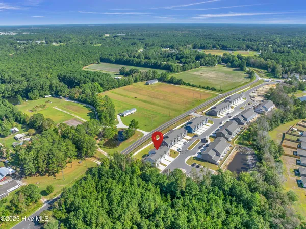 $2,100 | 123 South Grassland Road, Surf City, NC 28445