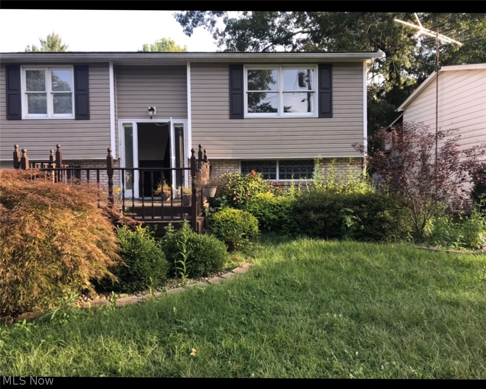 76 Morningside Road Niles, OH 44446 - Photo 2 of 21 Gallery Image 2