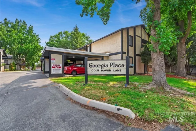 $249,900 | 7084 West Colehaven Lane, Boise, ID 83704