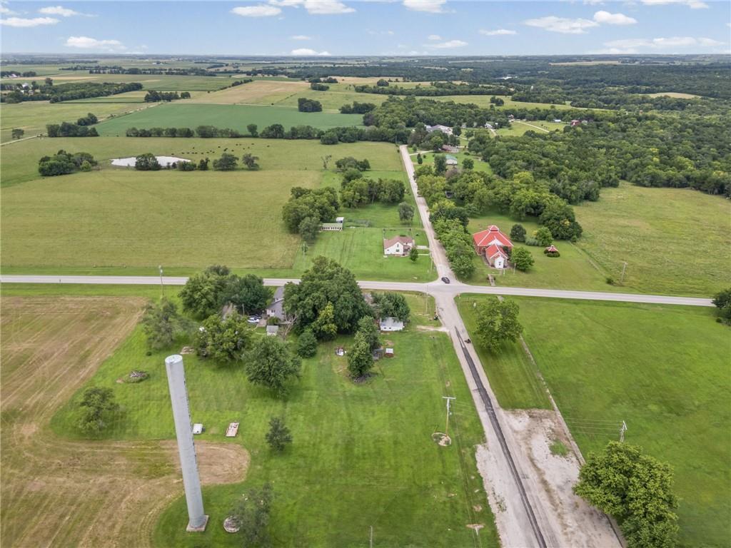 32473 Northeast Norton Road Garnett, KS 66032 - Photo 42 of 44