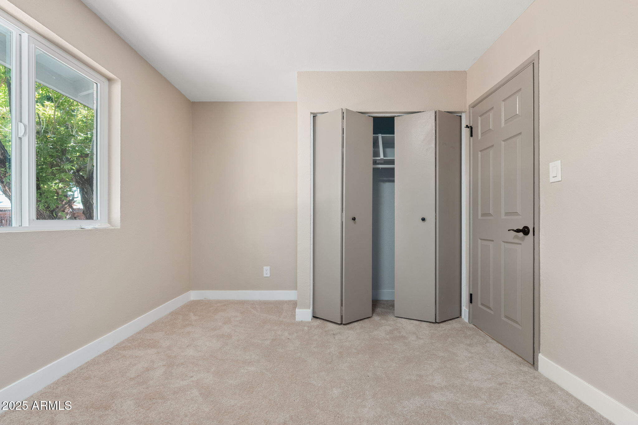 3121 West Hearn Road Phoenix, AZ 85053 - Photo 19 of 39 3121 W Hearn Rd - 19