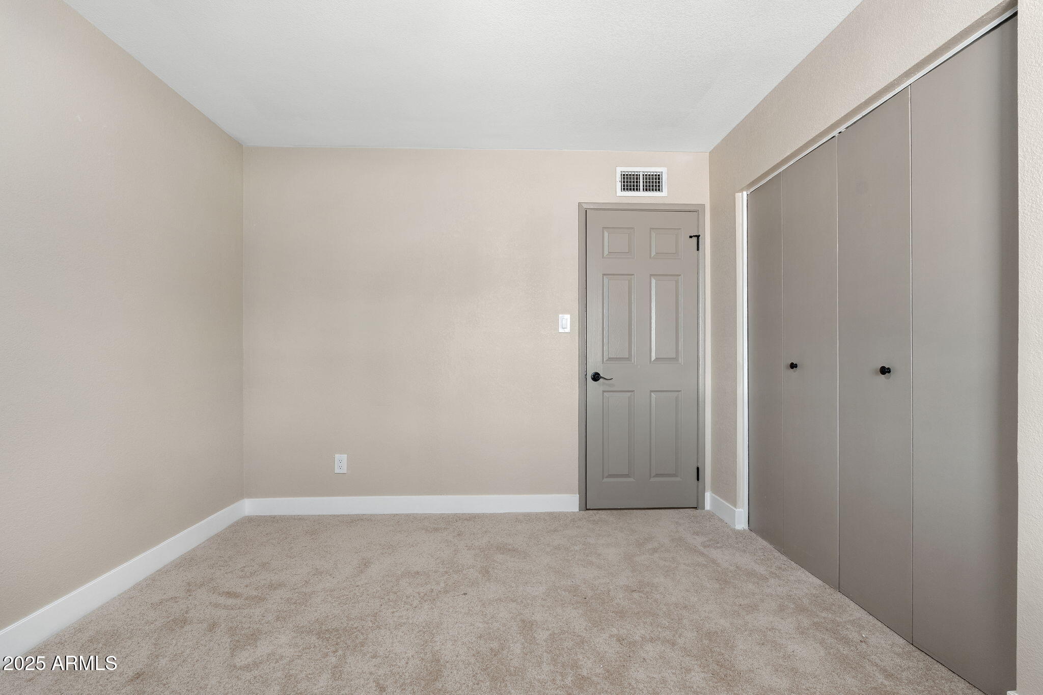 3121 West Hearn Road Phoenix, AZ 85053 - Photo 21 of 39 3121 W Hearn Rd - 21