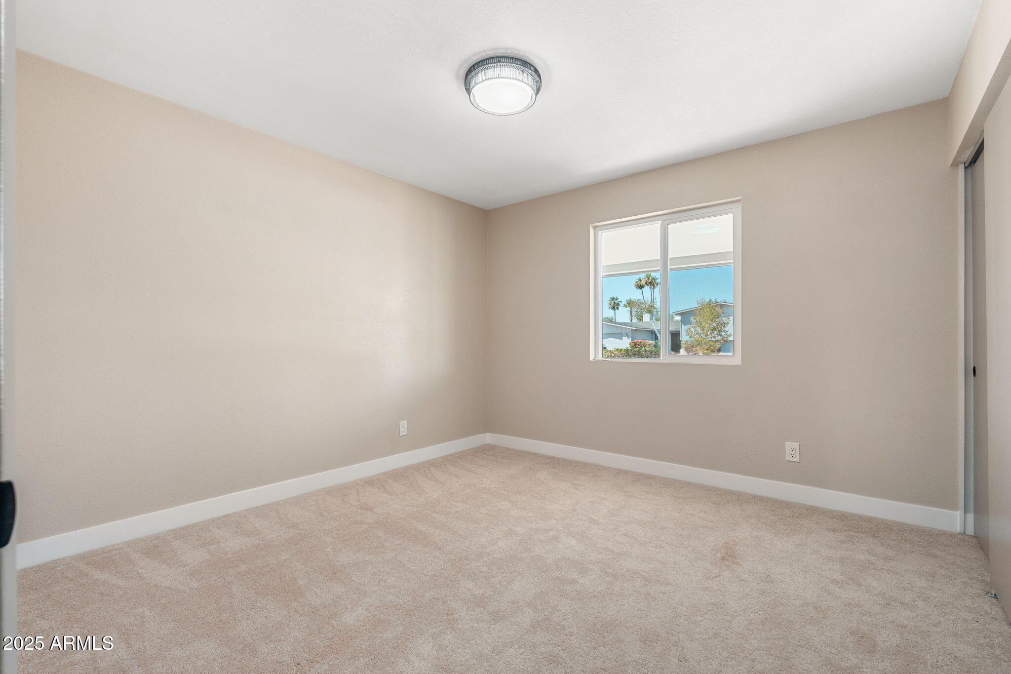 3121 West Hearn Road Phoenix, AZ 85053 - Photo 24 of 39 3121 W Hearn Rd - 24