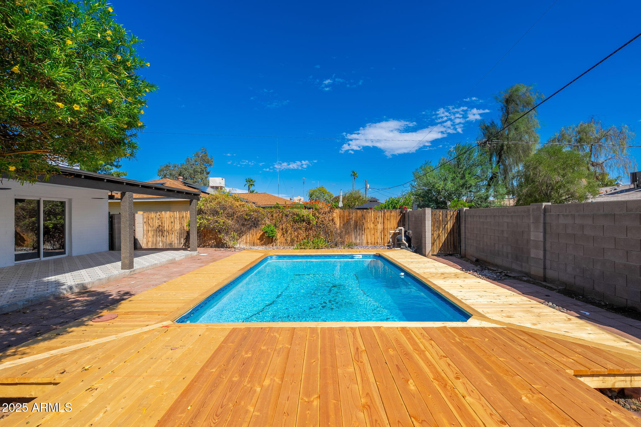 3121 West Hearn Road Phoenix, AZ 85053 - Photo 35 of 39 3121 W Hearn Rd - 35