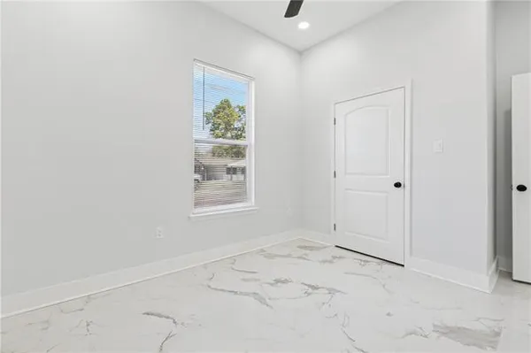$249,000 | 2509 Riverbend Drive, Violet, LA 70092