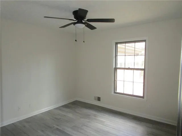 a view of an entryway of the house