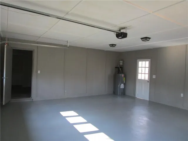 $2,200 | 3730 Newport Drive, Gainesville, GA 30506